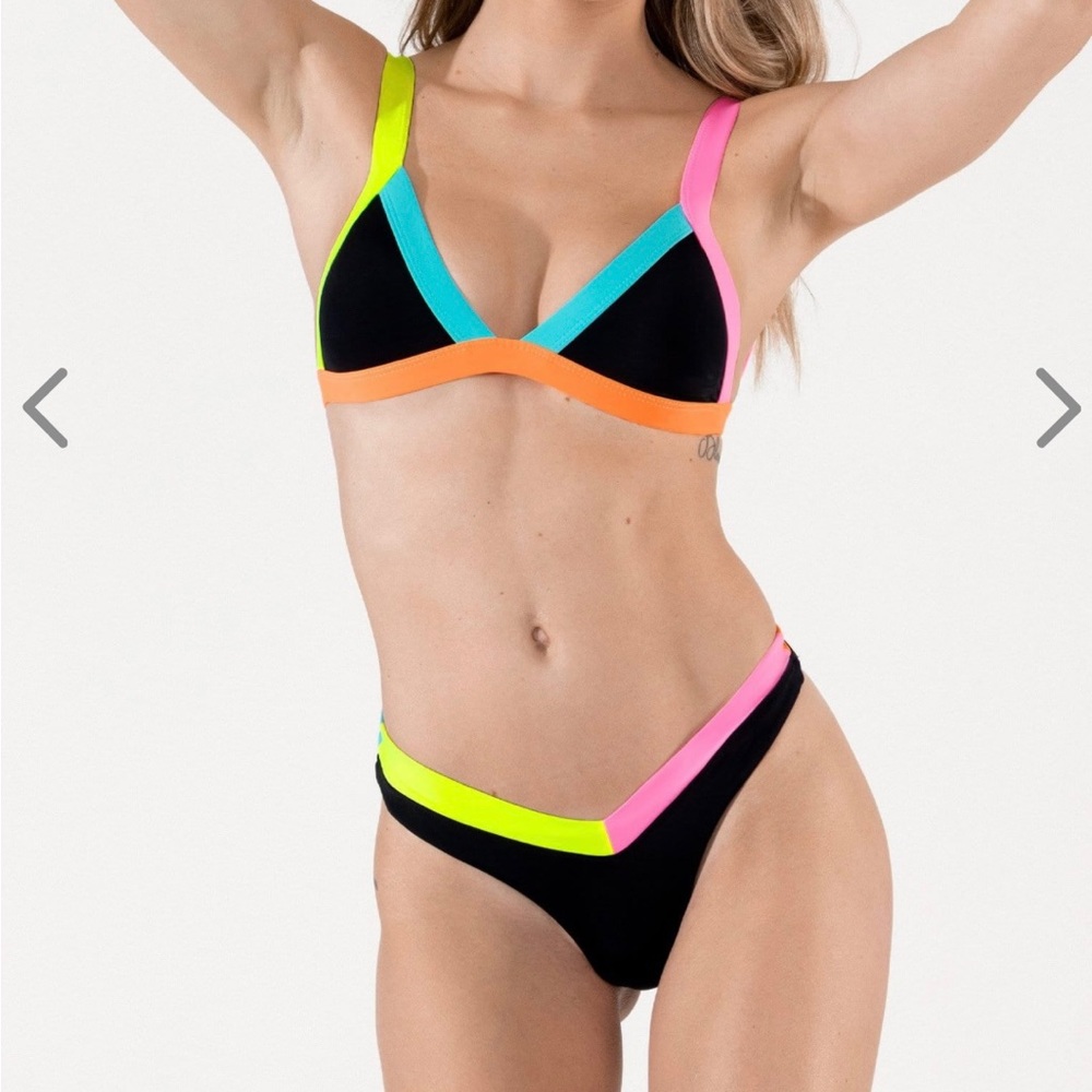 Oneone Bikini BNWT - Picture 1 of 6